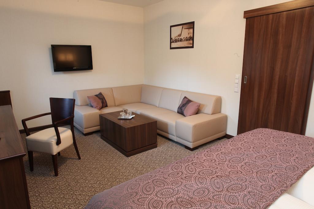 Hotel Sladovna Cerna Hora Kamer foto
